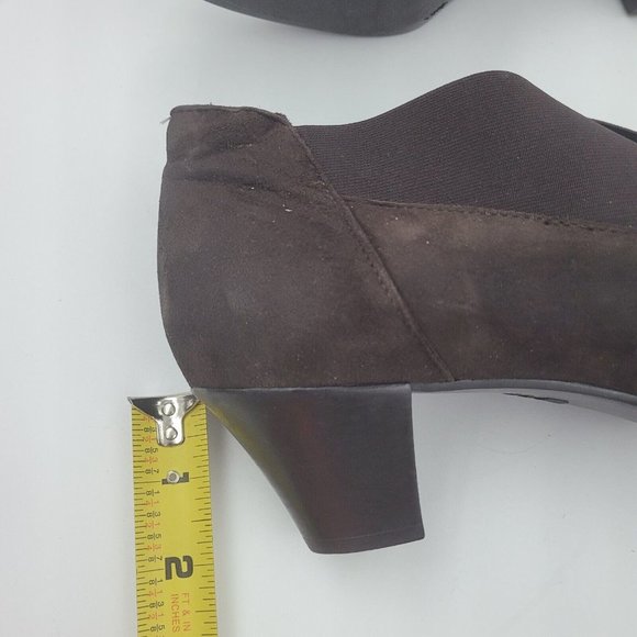 NEW Munro Francee Brown Suede V-Neck Heeled Ankle Bootie Women's Size 10M - Picture 4 of 11